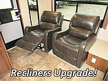 2016 Coachmen Freedom Express Photo #8