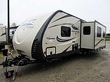 2016 Coachmen Freedom Express Photo #22