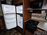 2016 Coachmen Freedom Express Photo #16