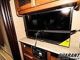 2016 Coachmen Freedom Express Photo #17