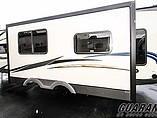 2016 Coachmen Freedom Express Photo #22
