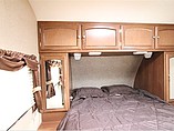 2015 Coachmen Freedom Express Photo #12
