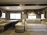 2015 Coachmen Freedom Express Photo #6