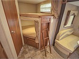 2015 Coachmen Freedom Express Photo #26