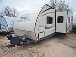 2015 Coachmen Freedom Express Photo #5