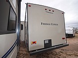 2015 Coachmen Freedom Express Photo #8