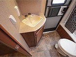 2015 Coachmen Freedom Express Photo #21