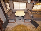 2015 Coachmen Freedom Express Photo #26