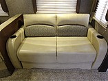 2015 Coachmen Freedom Express Photo #14
