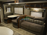 2016 Coachmen Freedom Express Photo #10