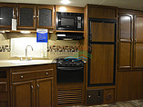 2016 Coachmen Freedom Express Photo #16