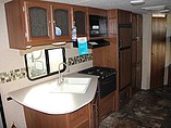 2015 Coachmen Freedom Express Photo #11