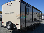 2015 Coachmen Freedom Express Photo #7