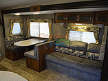 2015 Coachmen Freedom Express Photo #9