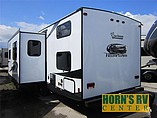 2015 Coachmen Freedom Express Photo #19