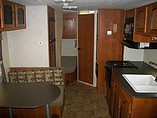 2010 Coachmen Freedom Express Photo #4