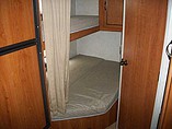 2010 Coachmen Freedom Express Photo #6