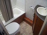 2010 Coachmen Freedom Express Photo #7