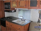 2010 Coachmen Freedom Express Photo #9