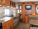 2011 Coachmen Freedom Express Photo #4