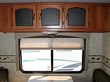 2011 Coachmen Freedom Express Photo #16