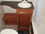 2010 Coachmen Freedom Express Photo #9