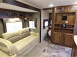 2015 Coachmen Freedom Express Photo #3