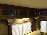 2015 Coachmen Freedom Express Photo #14
