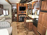 2016 Coachmen Freedom Express Photo #16