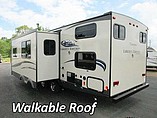 2016 Coachmen Freedom Express Photo #27