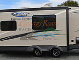 2016 Coachmen Freedom Express Photo #4