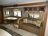 2015 Coachmen Freedom Express Photo #17