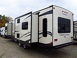 2015 Coachmen Freedom Express Photo #26