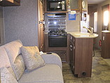 2015 Coachmen Freedom Express Photo #11