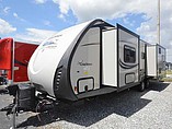 2016 Coachmen Freedom Express Photo #4