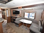 2016 Coachmen Freedom Express Photo #11