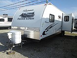 2012 Coachmen Freedom Express Photo #4