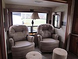 2012 Coachmen Freedom Express Photo #6