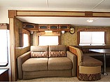 2013 Coachmen Freedom Express Photo #4