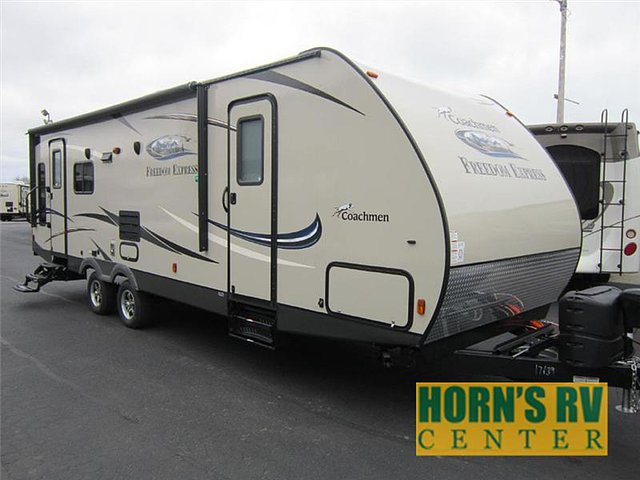 2015 Coachmen Freedom Express Photo
