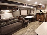 2015 Coachmen Freedom Express Photo #4