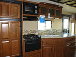 2014 Coachmen Freedom Express Photo #10