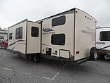 2015 Coachmen Freedom Express Photo #5