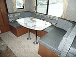 2015 Coachmen Freedom Express Photo #18