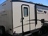 2016 Coachmen Freedom Express Photo #4