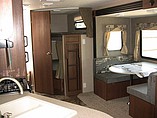 2016 Coachmen Freedom Express Photo #8