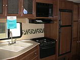 2016 Coachmen Freedom Express Photo #9