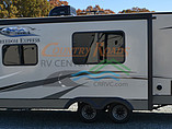 2016 Coachmen Freedom Express Photo #4