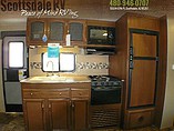 2016 Coachmen Freedom Express Photo #10