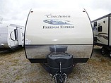 2015 Coachmen Freedom Express Photo #3